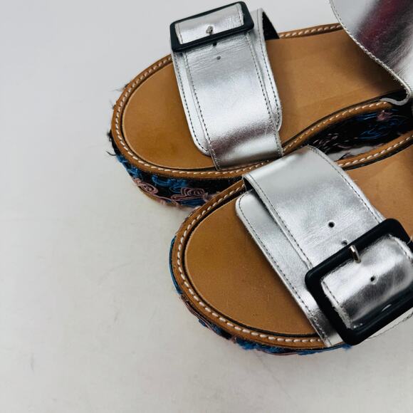 John David Silver Platform Sandals 38 Chunky Embroidered Sole Festival Shoe - Picture 2 of 12